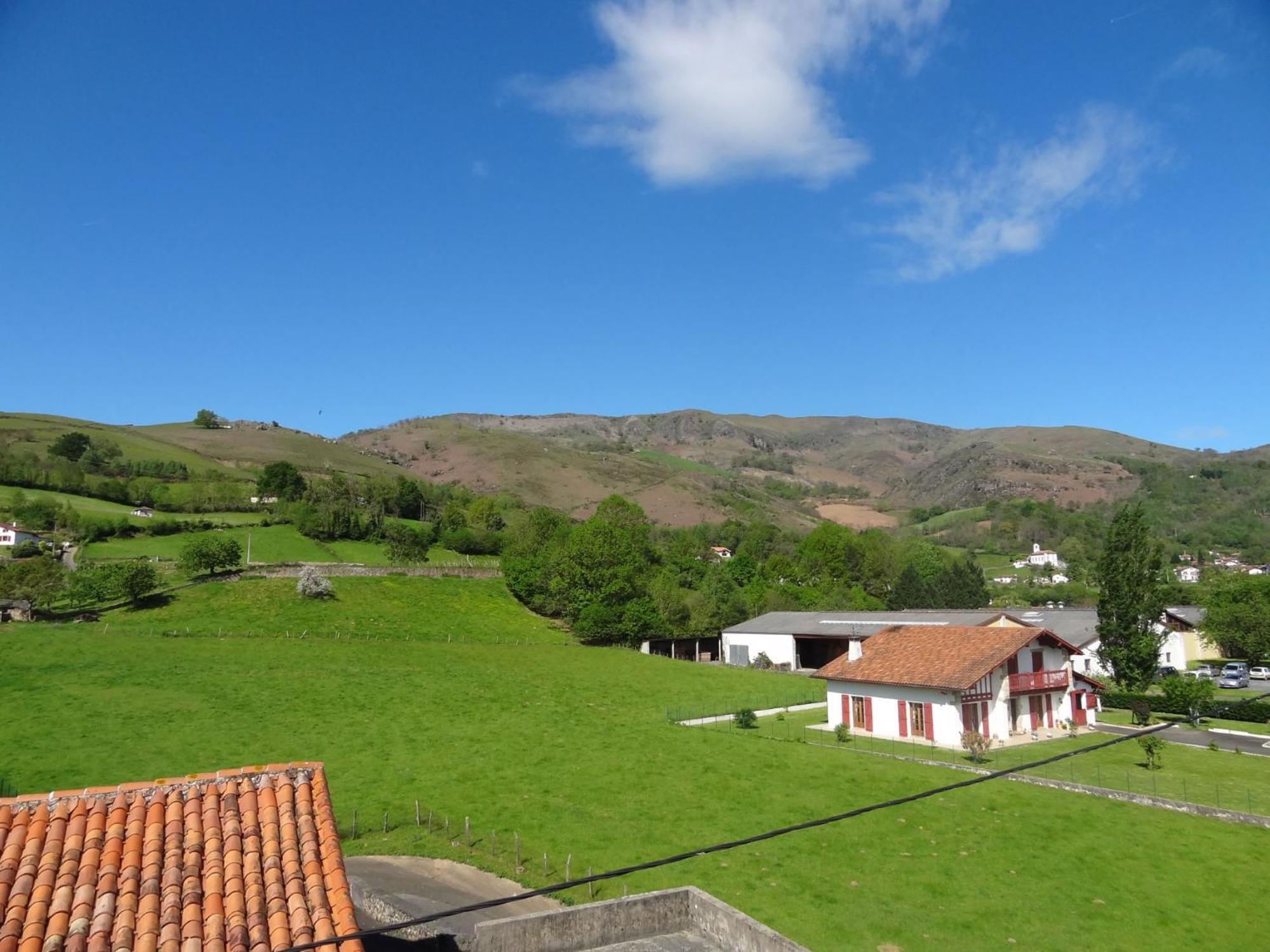 Hotel Eskualduna Chez Katina Saint-Martin-dʼArrossa Esterno foto